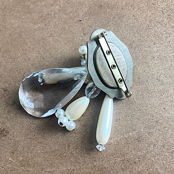 VINTAGE Crystal Drop Beaded Brooch - Picture 6 of 6